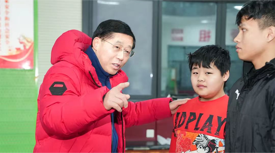 是波兰队的