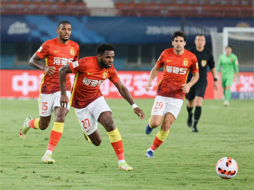 从后防线的 从后防线的