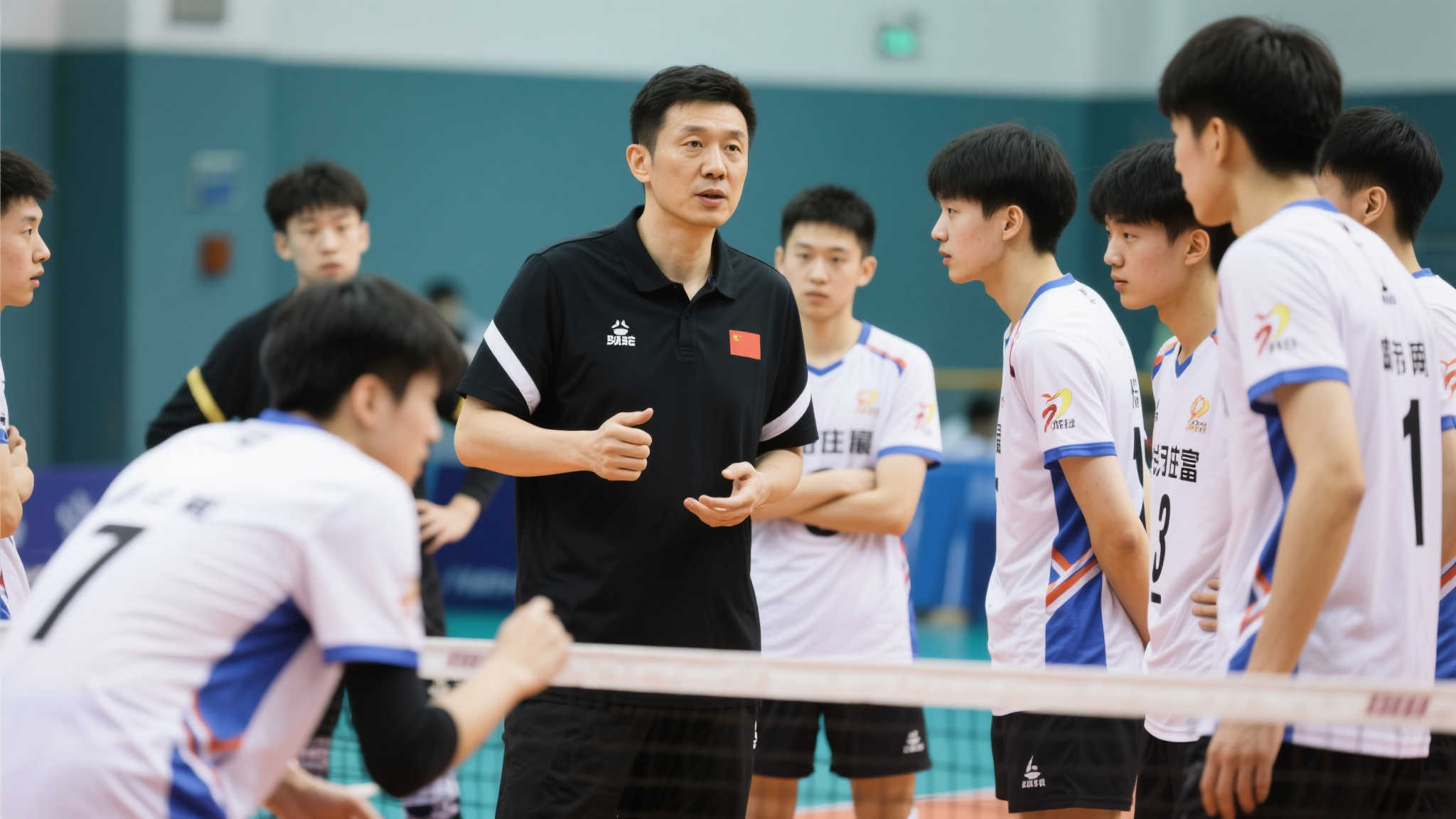 也需要同步 也需要同步